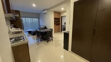 Elite-huoneisto | 2 makuuhuonetta, ilmainen Wi-Fi, vuodevaatteet