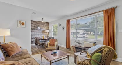 Charming Ocean Springs Home with Golf Cart