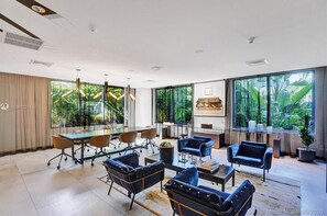 Interior - HYDE MIDTOWN RESIDENCES BY IMD MIAMI VACATION RENTALS BRIGHT OCEAN VIEW 1BR (Miami)