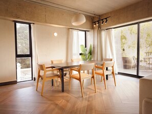 Living area - Hotel Mutuo Vive (Guadalajara)