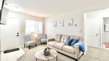 Televisi layar datar 54-inci dengan saluran TV digital dan TV