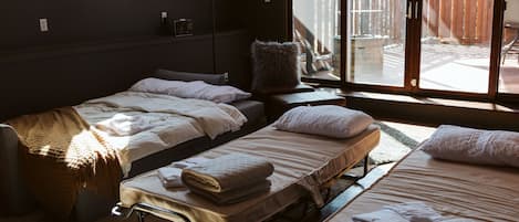 1 bedroom, in-room safe, desk, free WiFi