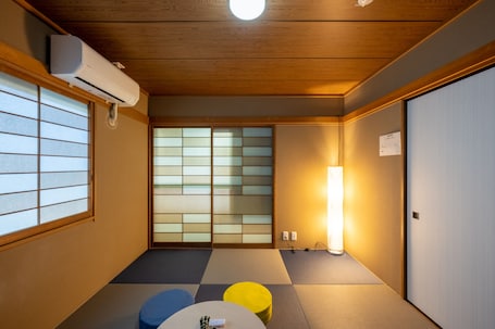 4 habitaciones, escritorio y wifi gratis