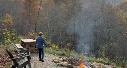 Smokey Mountain Getaway - Amazing Views - Family Friendly