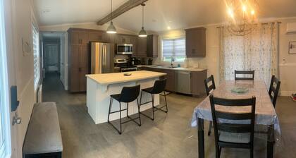 Beautiful 3 Bedroom, 2 full Bathroom cottage in Boylston, Guysborough.