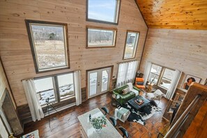 Interior - Insta-Worthy Honeymoon Cabin/10 Private Acres (sterling)