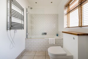 Bathtub, hair dryer