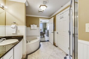 Condo, 1 Bedroom | Interior - Calypso 1205 - Amazing Condo! Free Fun! Sleeps 4. Free Beach Chairs 1 Bedroom Condo by RedAwning (Panama City Beach)