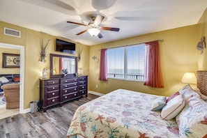 Condo, 1 Bedroom - Shores Of Panama 2217- Elegantly Decorated, Sleeps 6, Free Fun! 1 Bedroom Condo by RedAwning (Panama City Beach)