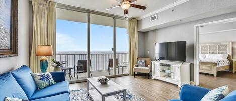 Condo, 1 Bedroom | Living area