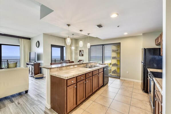 ハウス 2 ベッドルーム | 専用キッチン | 冷蔵庫、オーブン、コーヒー / ティーメーカー、トースター