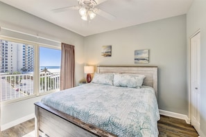 1 bedroom, free WiFi - Shores Of Panama 325 - 3rd Floor, Updated, Free Fun! Sleeps 6. 1 Bedroom Condo by RedAwning (Panama City Beach)
