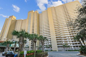 Condo, 2 Bedrooms | Exterior