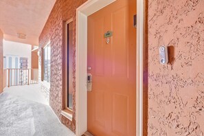Condo, 1 Bedroom | Interior