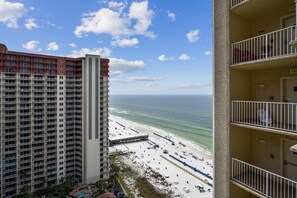 Apartamento, 2 habitaciones | Vistas al mar
