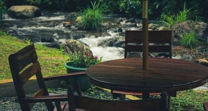 Cabin With Private River