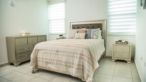 3 Schlafzimmer, Bügeleisen/Bügelbrett, Reisekinderbett, kostenloses WLAN