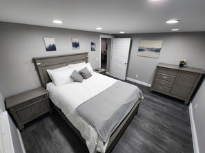 2 quartos, ferros/tábuas de passar roupa, Wi-Fi de cortesia