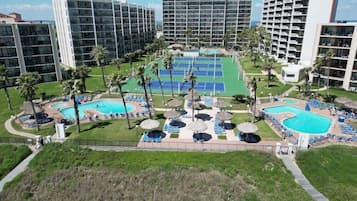 Apartamento, 2 habitaciones | Piscina | Una piscina al aire libre