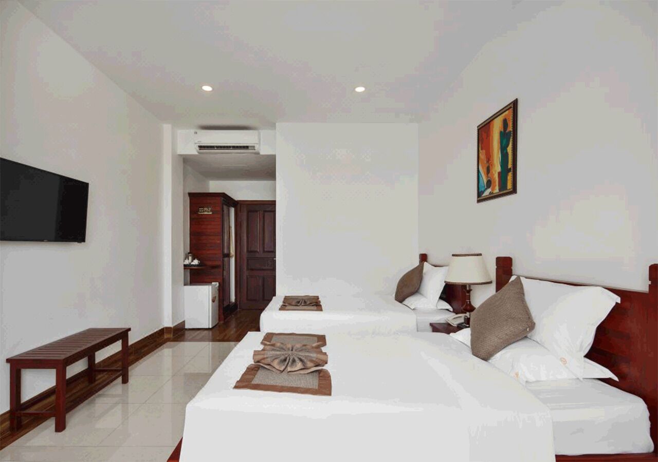 superior twin room | minibar, soundproofing, free wifi, bed sheets