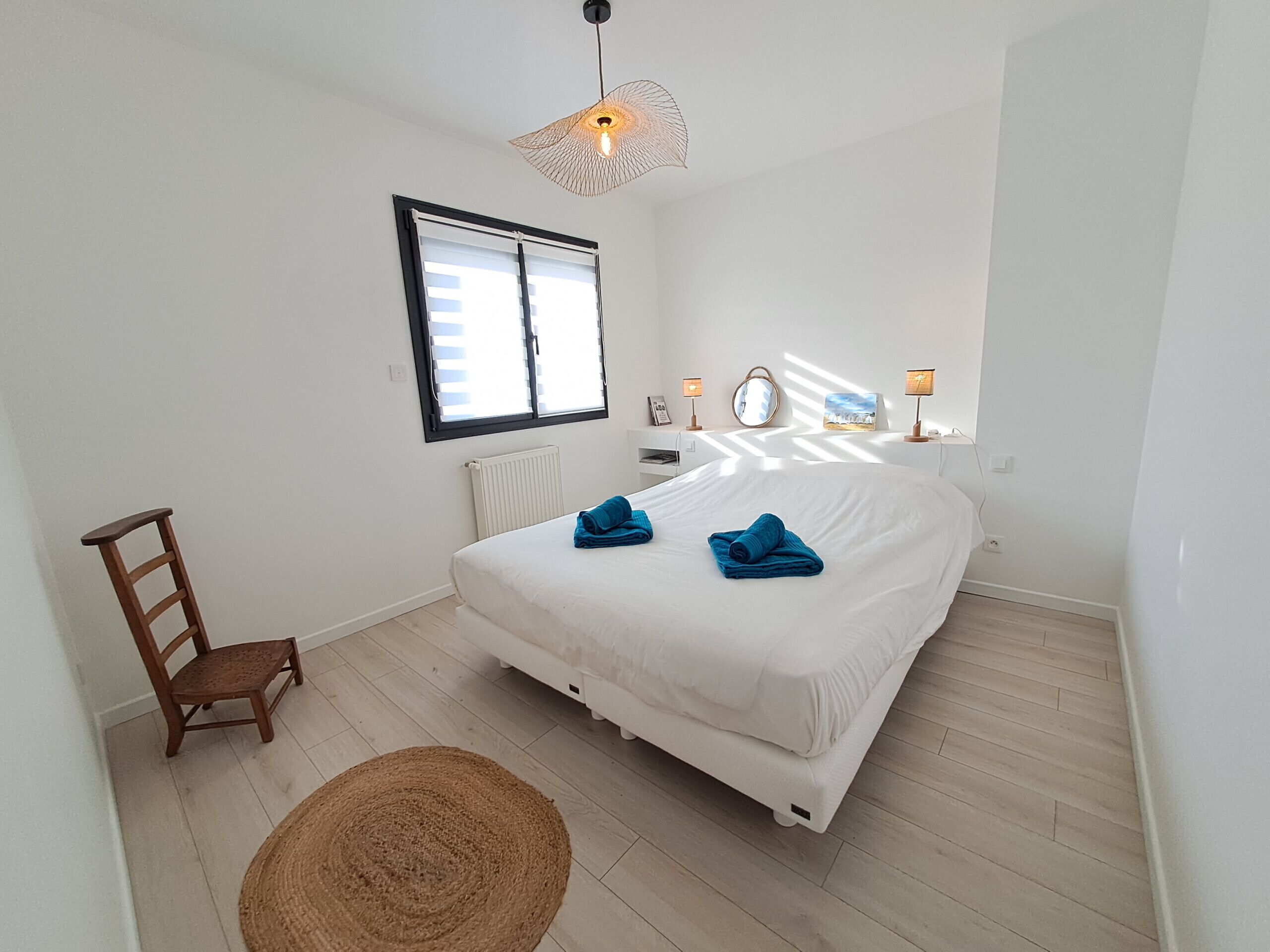 4 chambres, fer et planche à repasser, Wi-Fi gratuit