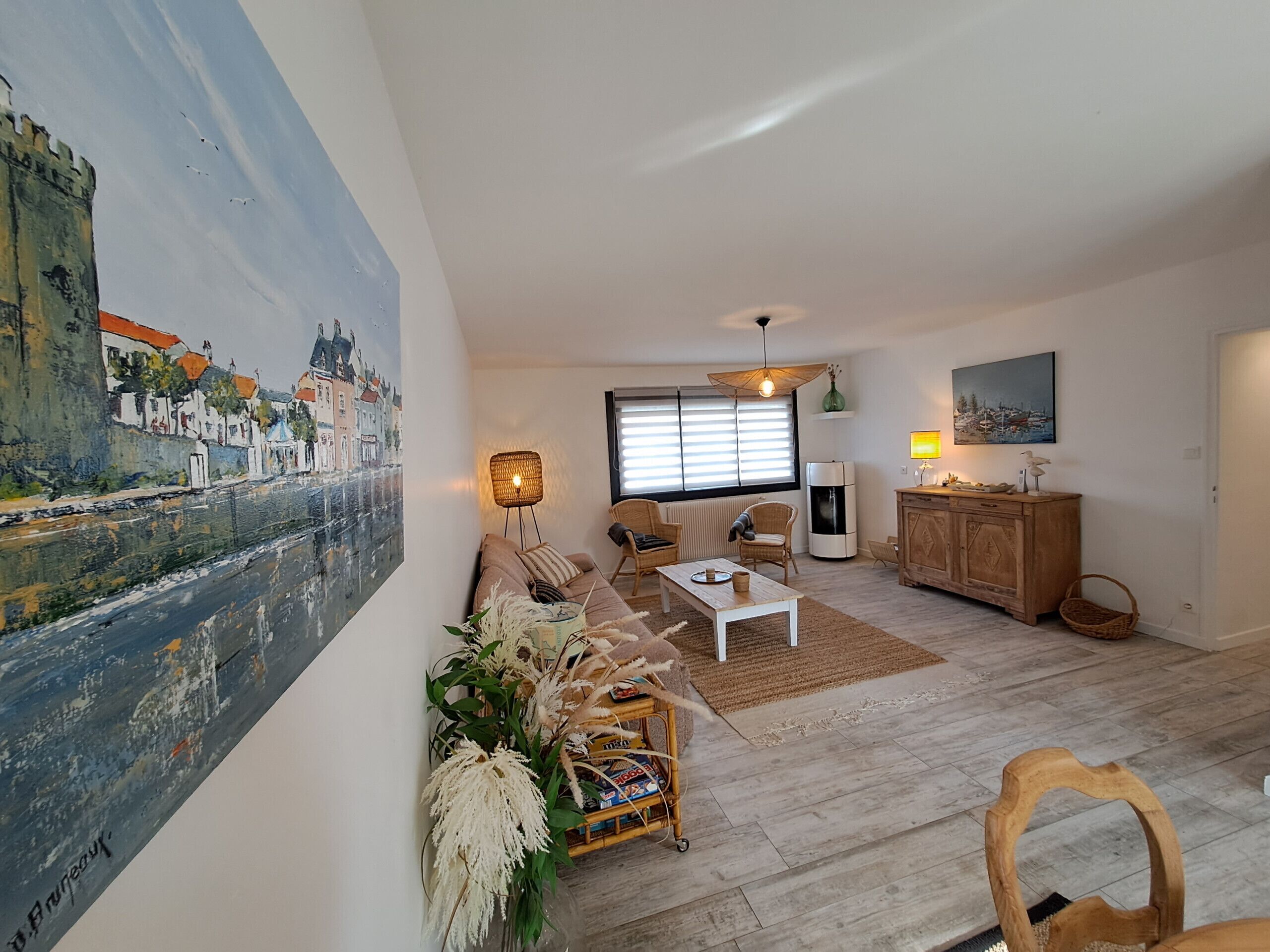 Télévision, cheminée