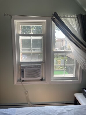 2 Schlafzimmer, Bügeleisen/Bügelbrett, Bettwäsche