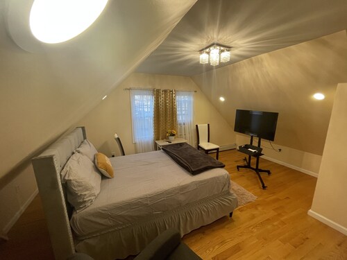 Private home near JFk