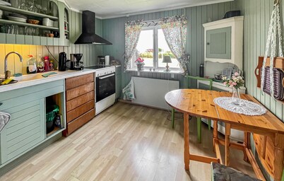 2 bedroom cozy home in Degerhamn