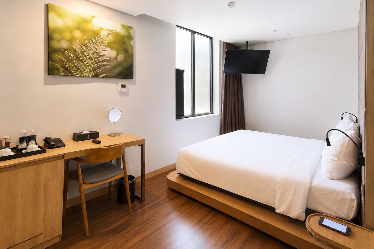 Superior Double Room | Premium bedding, minibar (some free items), desk, blackout drapes