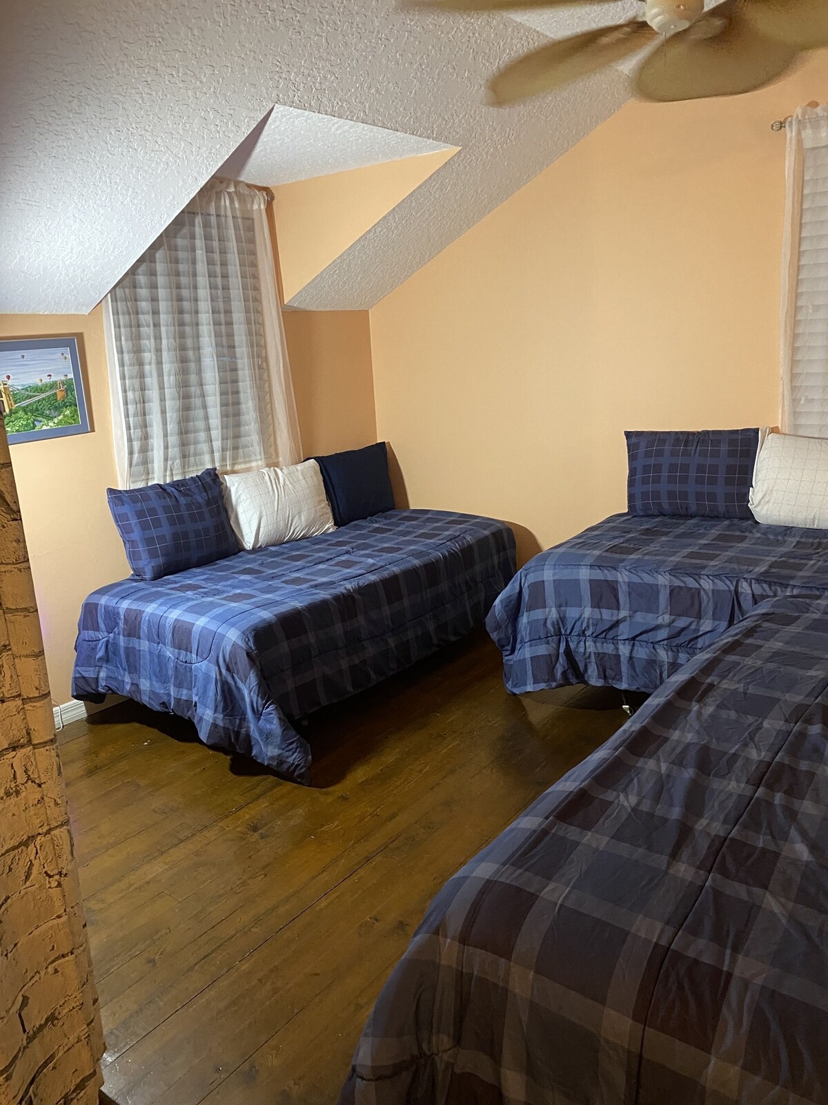 Photo 13 of Pet friendly Iconic Magnolia Ave, Fountain of Youth, 4 min to beach & Downtown