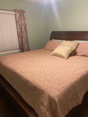 4 Schlafzimmer, WLAN, Bettwäsche