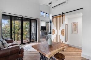 TV, fireplace, offices - The Evergreen Treehouse with Winter Views! (Wildwood)