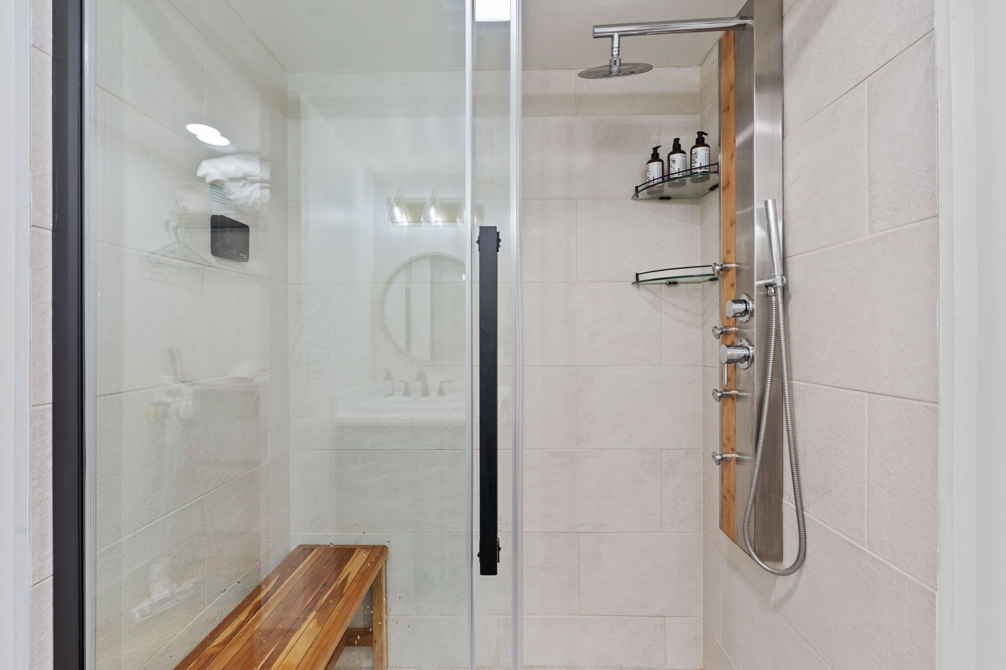 Shower, towels