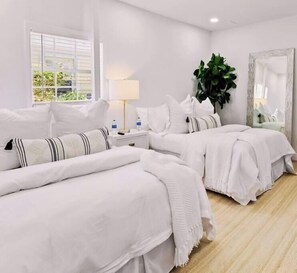 6 makuuhuonetta, työpöytä, silitysrauta/-lauta, ilmainen Wi-Fi