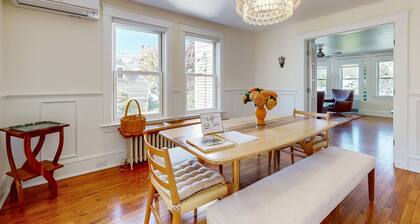 Dog-friendly home with central AC & washer/dryer - steps from Boothbay Harbor