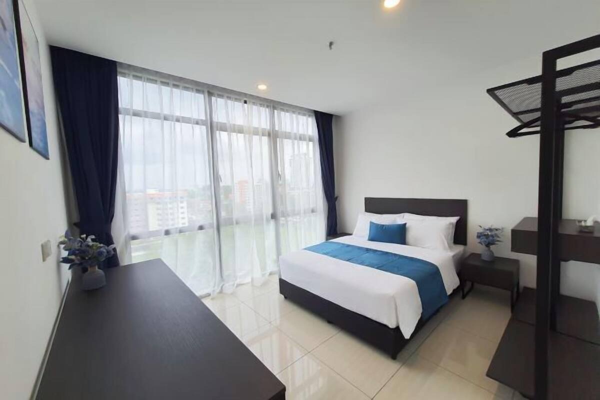 Blackout drapes, iron/ironing board, free WiFi, bed sheets