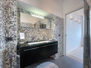 Shower - LE FINESTRE SUL MARE - LE FINESTRE SUL MARE (Portoferraio)