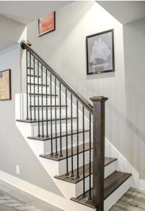 Interior - 15 Shades of Grey (Nashville)