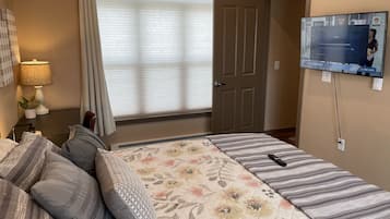 2 bedrooms, iron/ironing board, WiFi, bed sheets