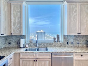 Fridge, microwave, oven, stovetop - Sapphire 2501 - By GISO Vacation Rentals (South Padre Island)