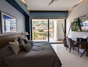 2 Schlafzimmer, Schreibtisch, Bügeleisen/Bügelbrett, kostenloses WLAN