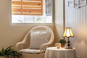 Klassieke kamer | 1 slaapkamer, individueel gedecoreerd, een bureau, geluiddichte muren