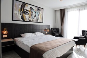 Superior Double Room | Premium bedding, minibar, in-room safe, laptop workspace - SAR-PER Hotel (Edirne)