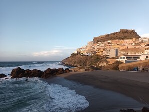 Beach - La Maris, Appartement Cosy, vue sur mer (Lu Bagnu)
