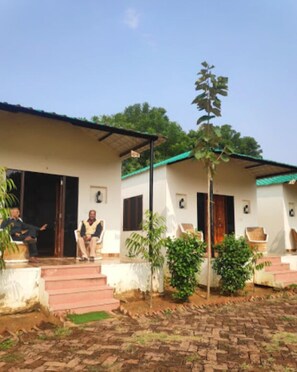 Minibar, soundproofing, free WiFi, bed sheets - Yash Vilas Resort Ranthambore (Sawai Madhopur)