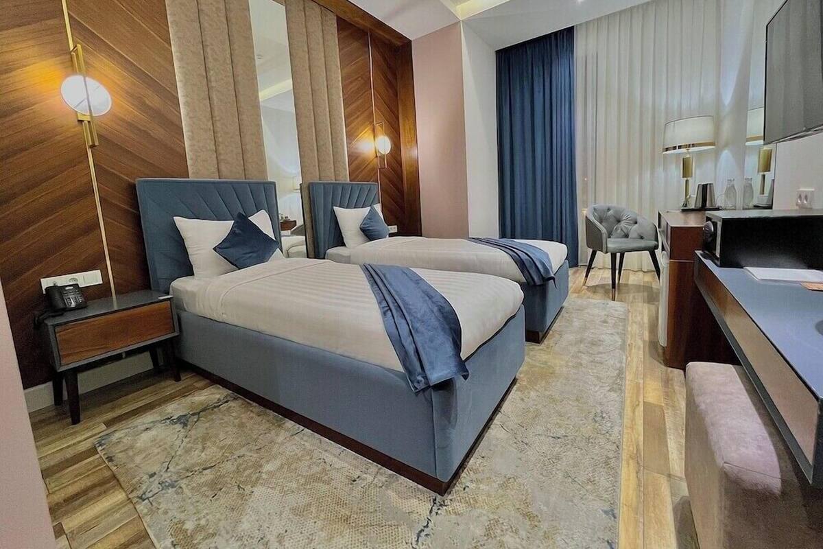 Premium bedding, down duvets, pillow-top beds, minibar