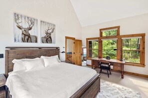 5 bedrooms, WiFi, bed sheets - Mountainside 5-BR Ski-In/Out Okemo Estate (Ludlow)