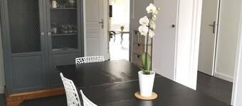 5 bedroom house with jacuzzi for 6 people in the village of Champagne