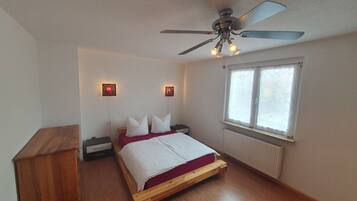 2 bedrooms, free WiFi, bed sheets